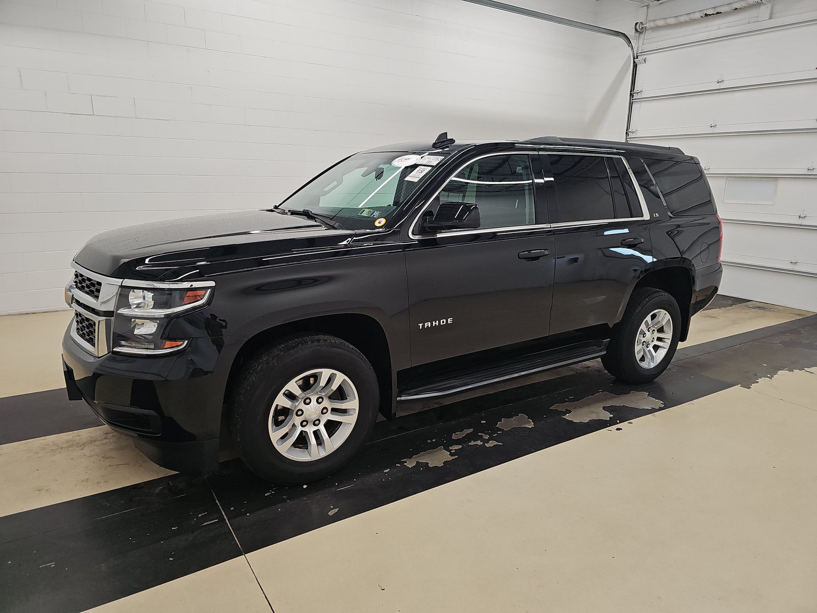 2016 Chevrolet Tahoe 2WD LS's photo