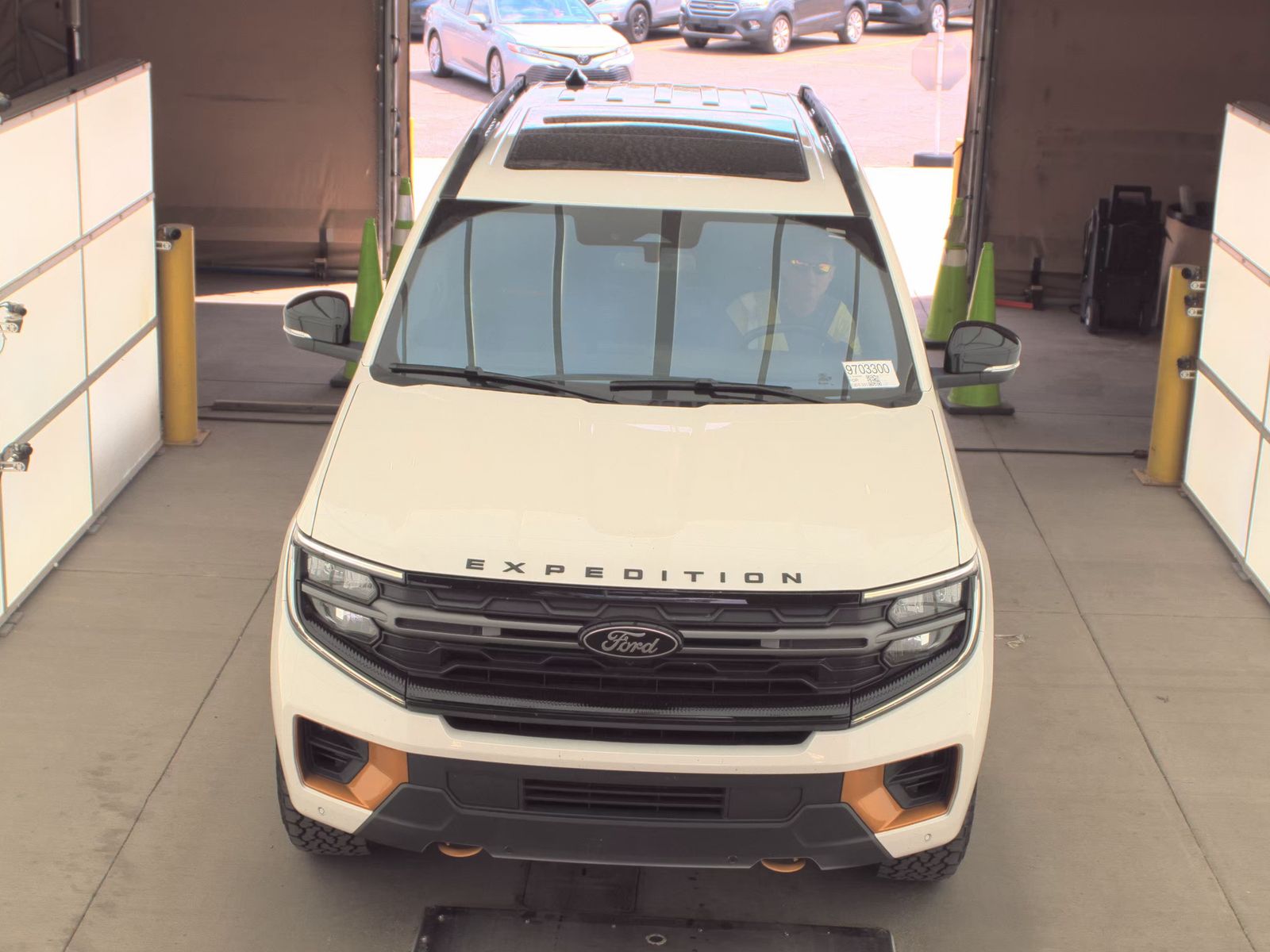 FORD EXPEDITION - 3