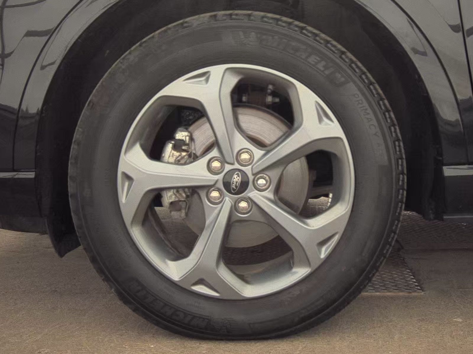 FORD ESCAPE - 10