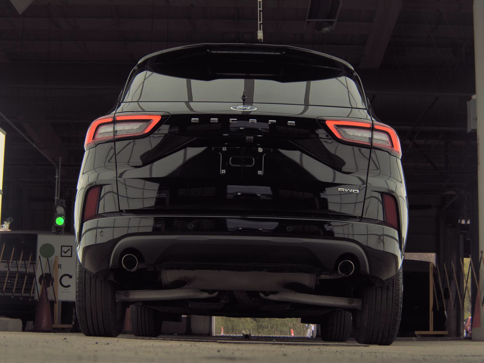 FORD ESCAPE - 8