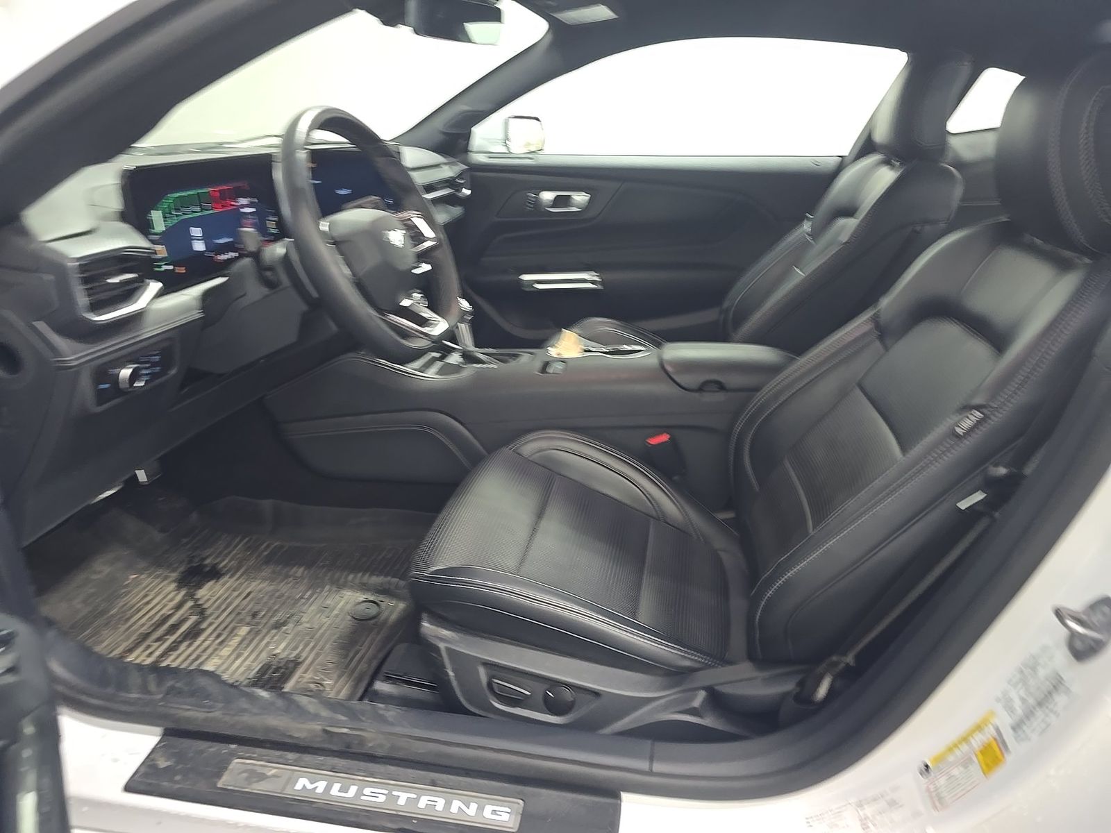 FORD MUSTANG - 8