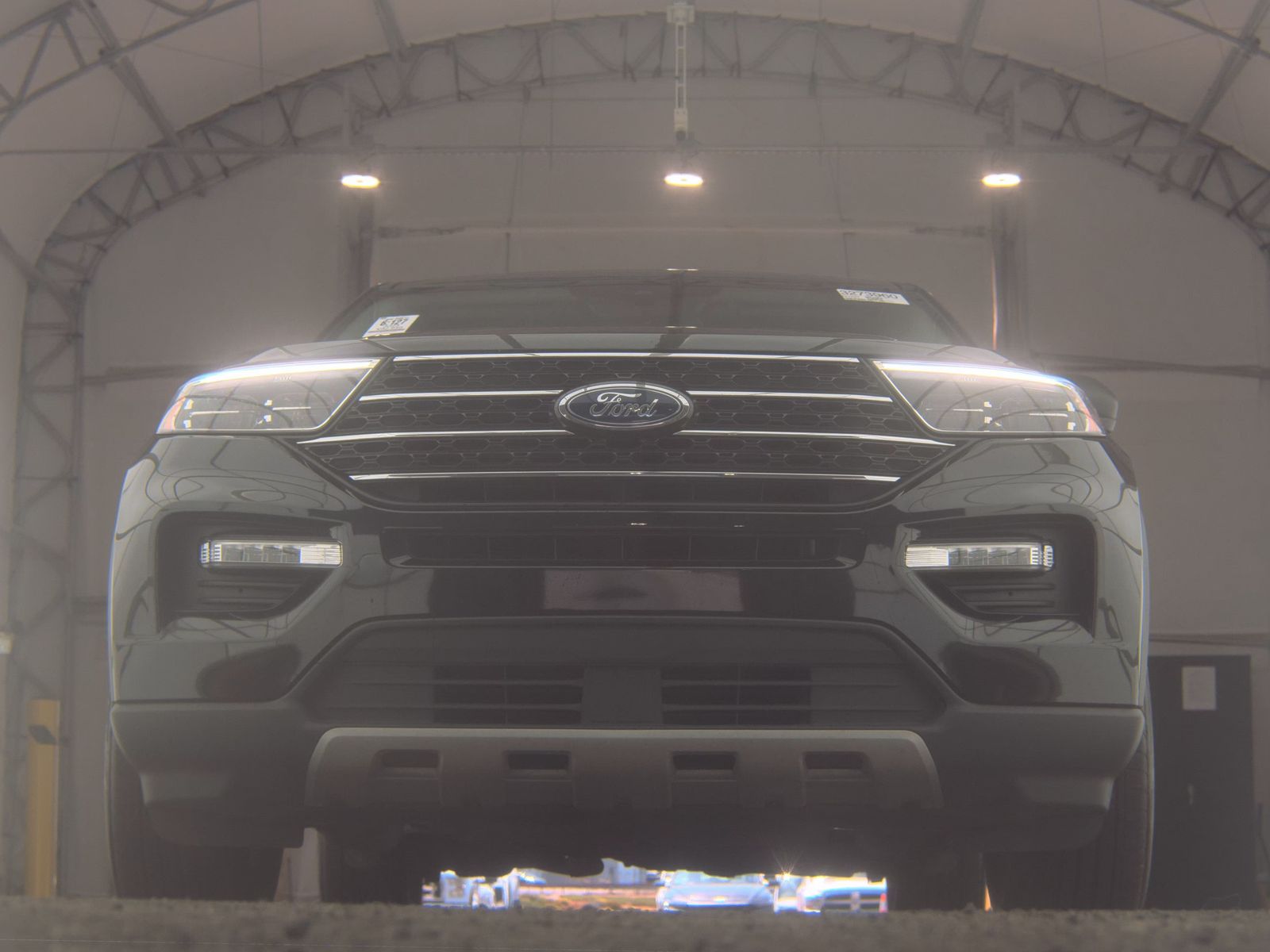 FORD EXPLORER - 4