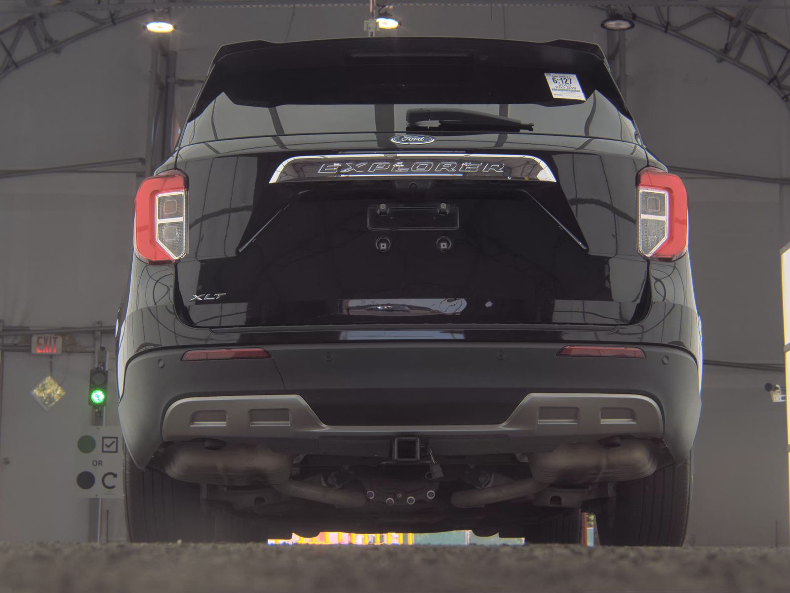 FORD EXPLORER - 8
