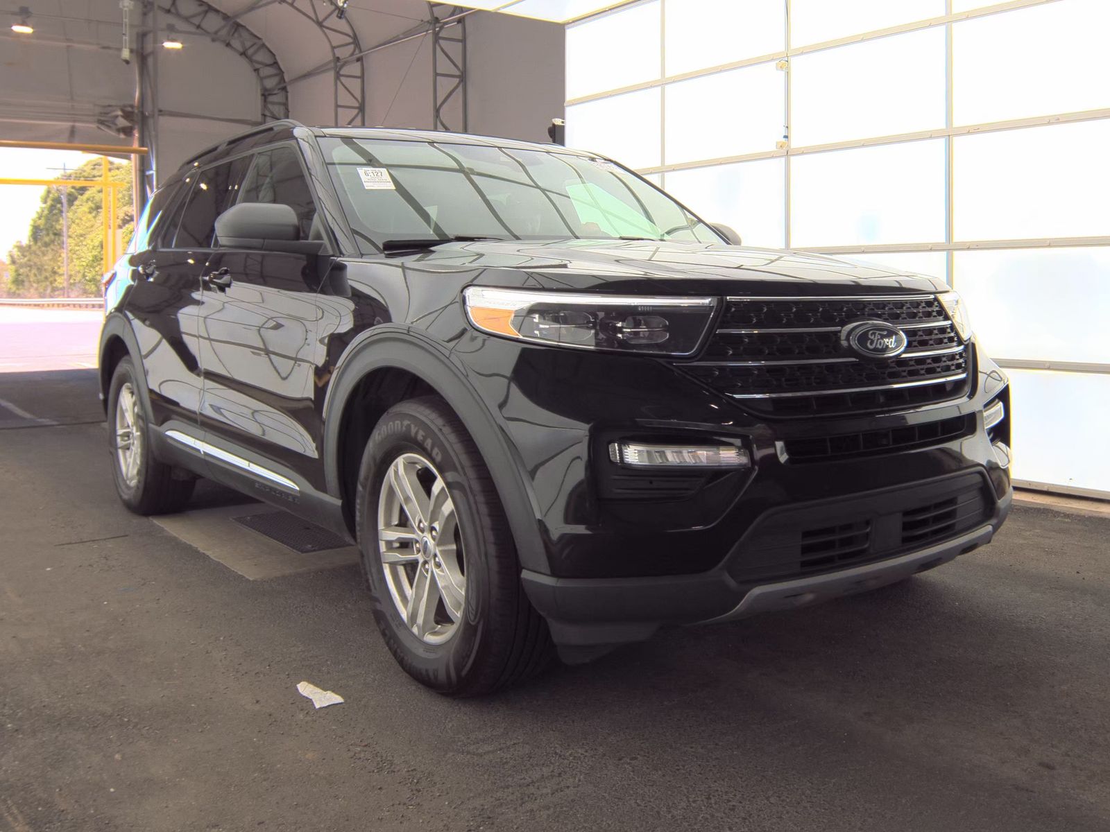 FORD EXPLORER - 5