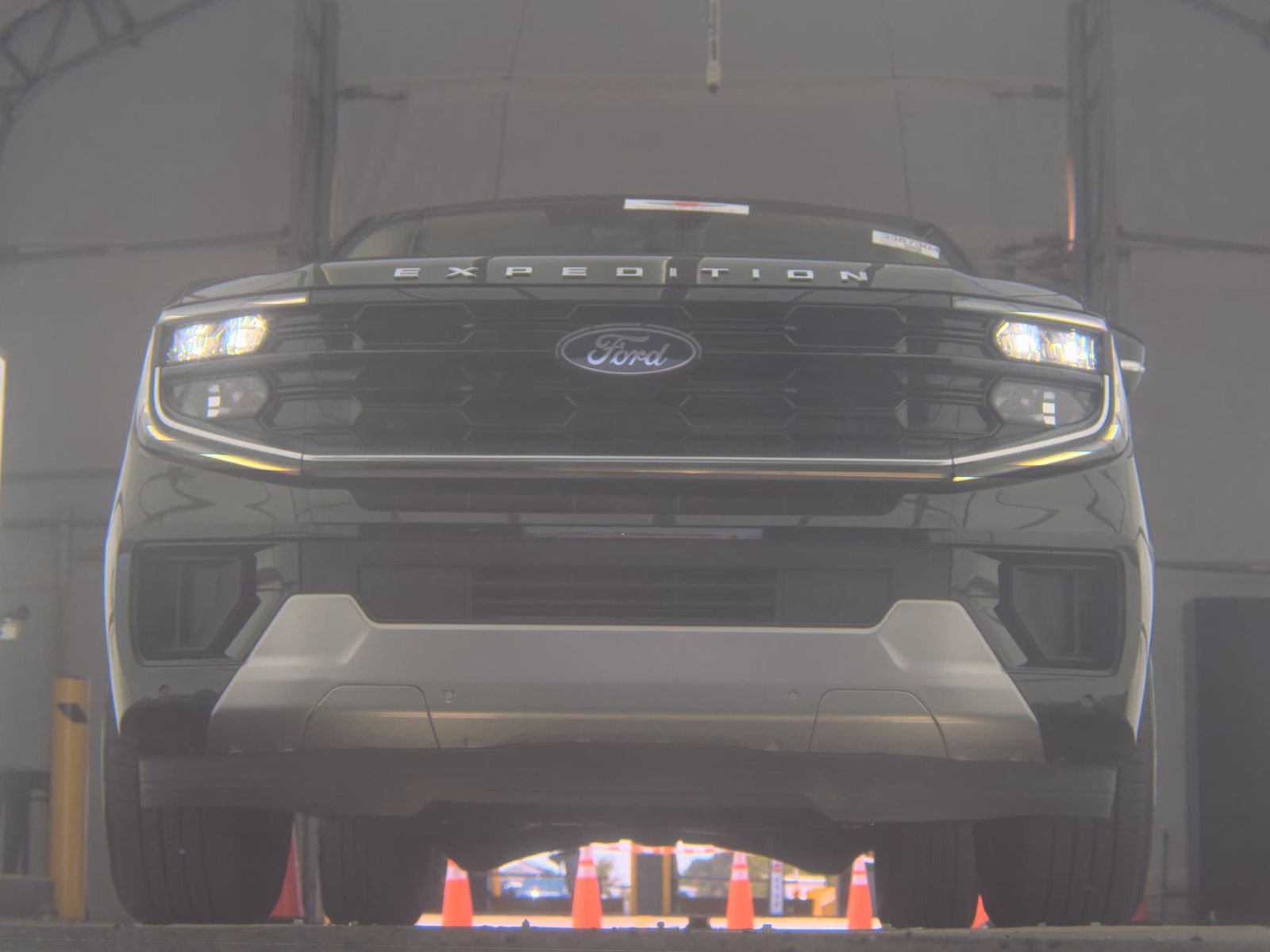FORD EXPEDITION - 4