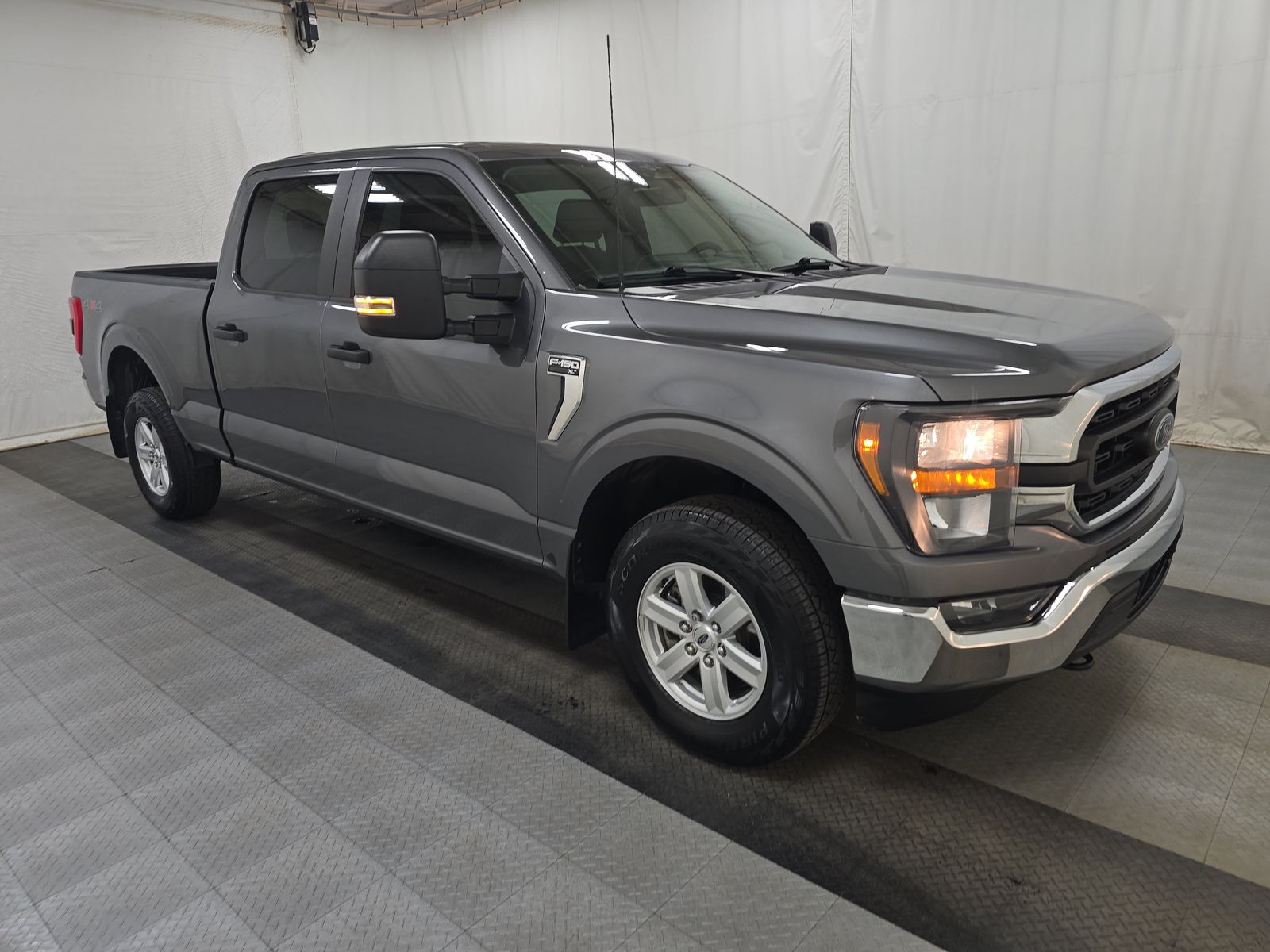 FORD F-150 - 4