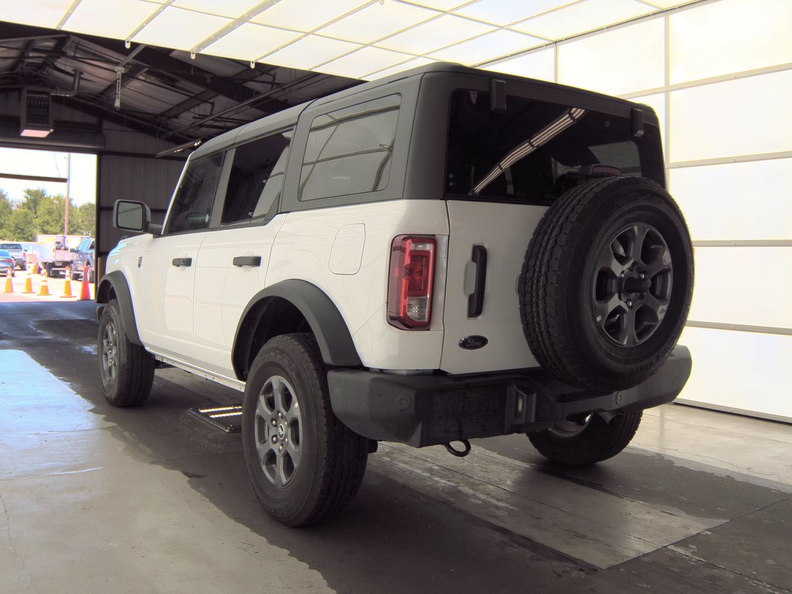 FORD BRONCO - 9
