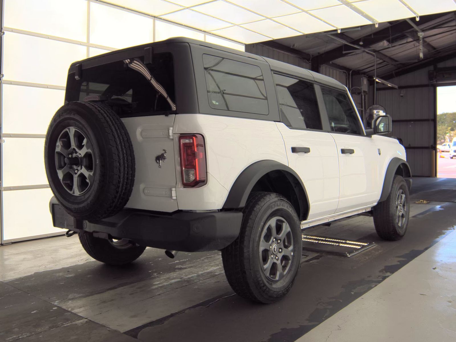 FORD BRONCO - 6