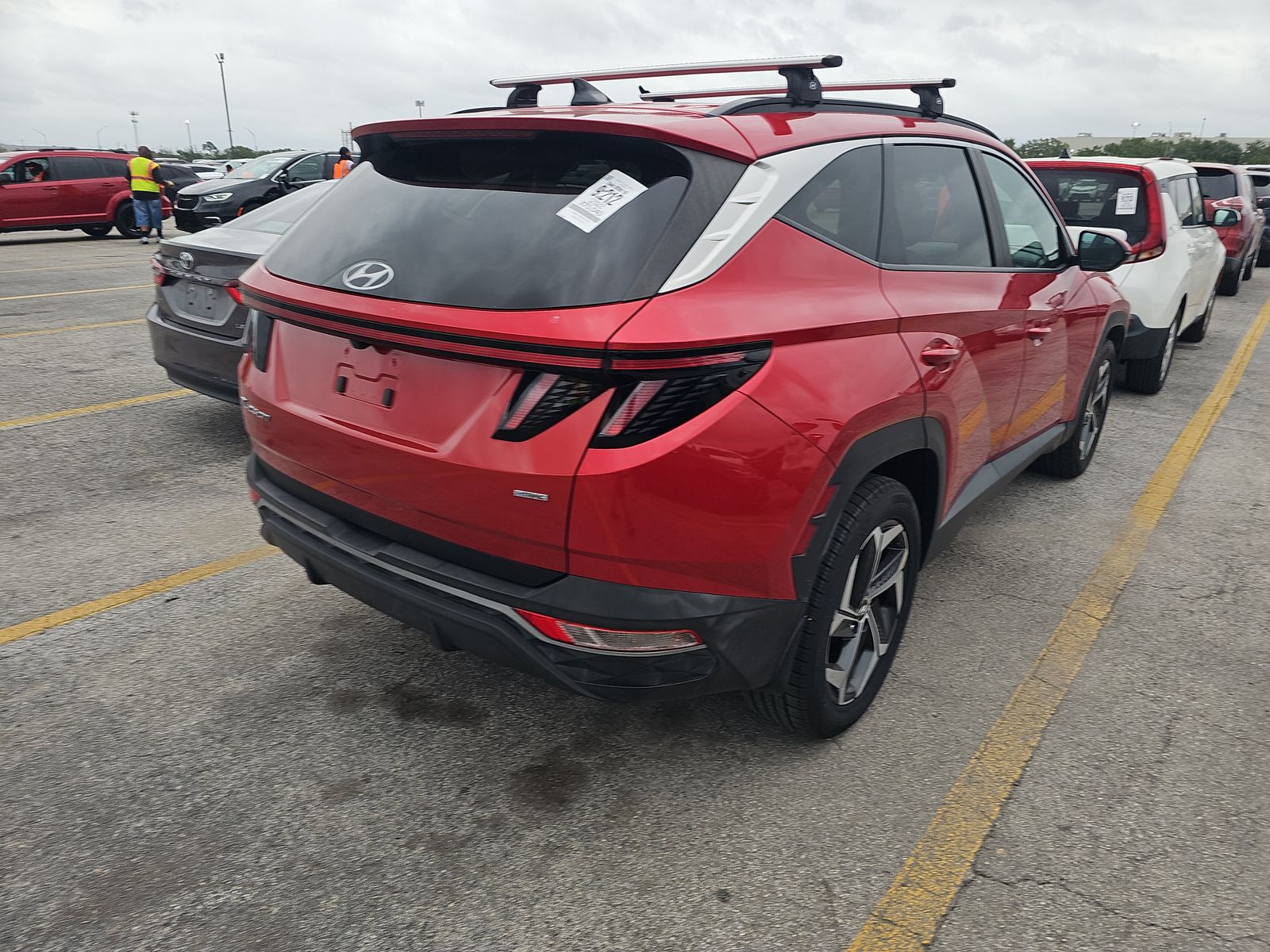 HYUNDAI TUCSON - 5