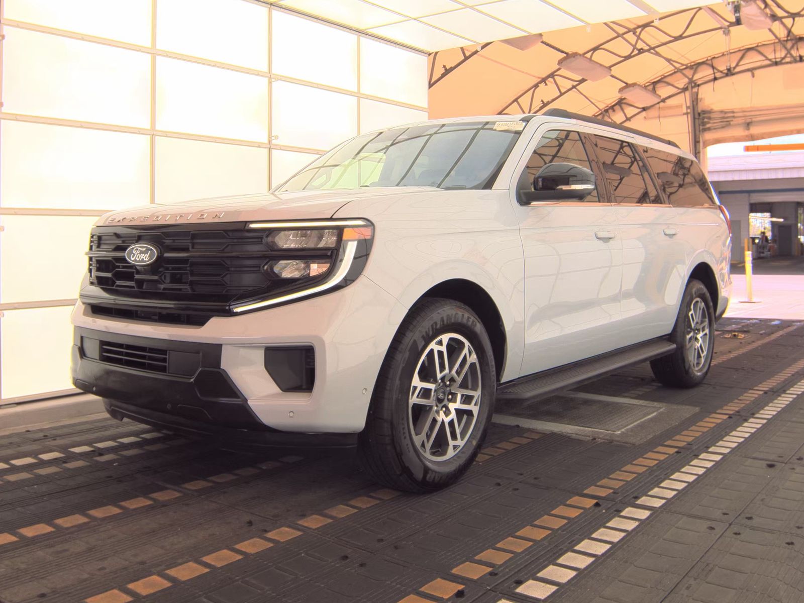 FORD EXPEDITION MAX - 1