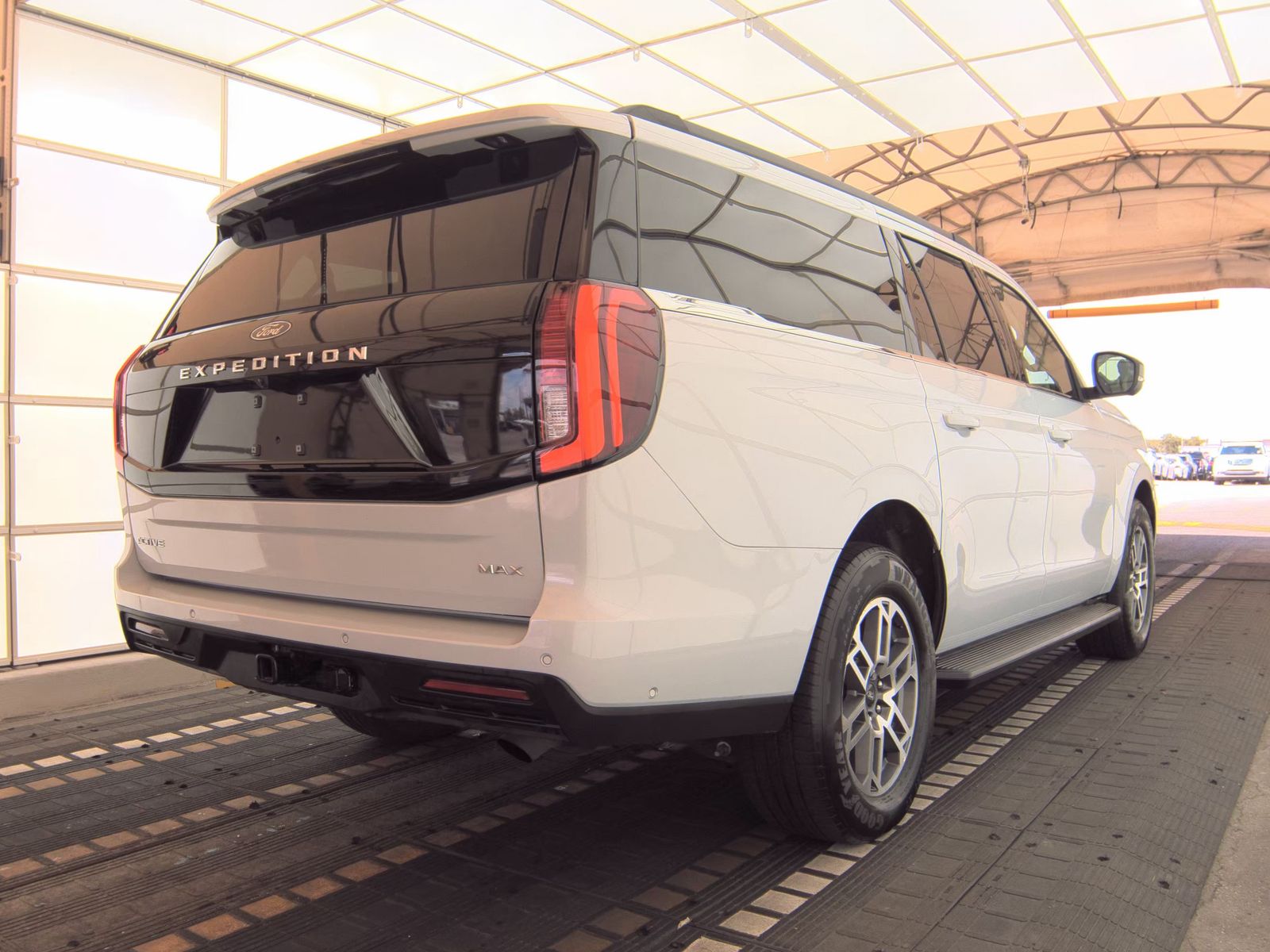 FORD EXPEDITION MAX - 6