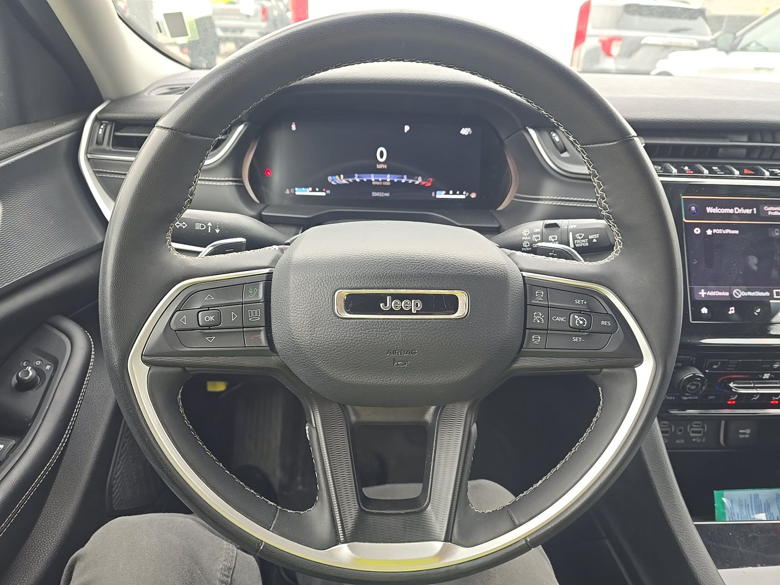 2023 Jeep Grand Cherokee L Laredo AWD
