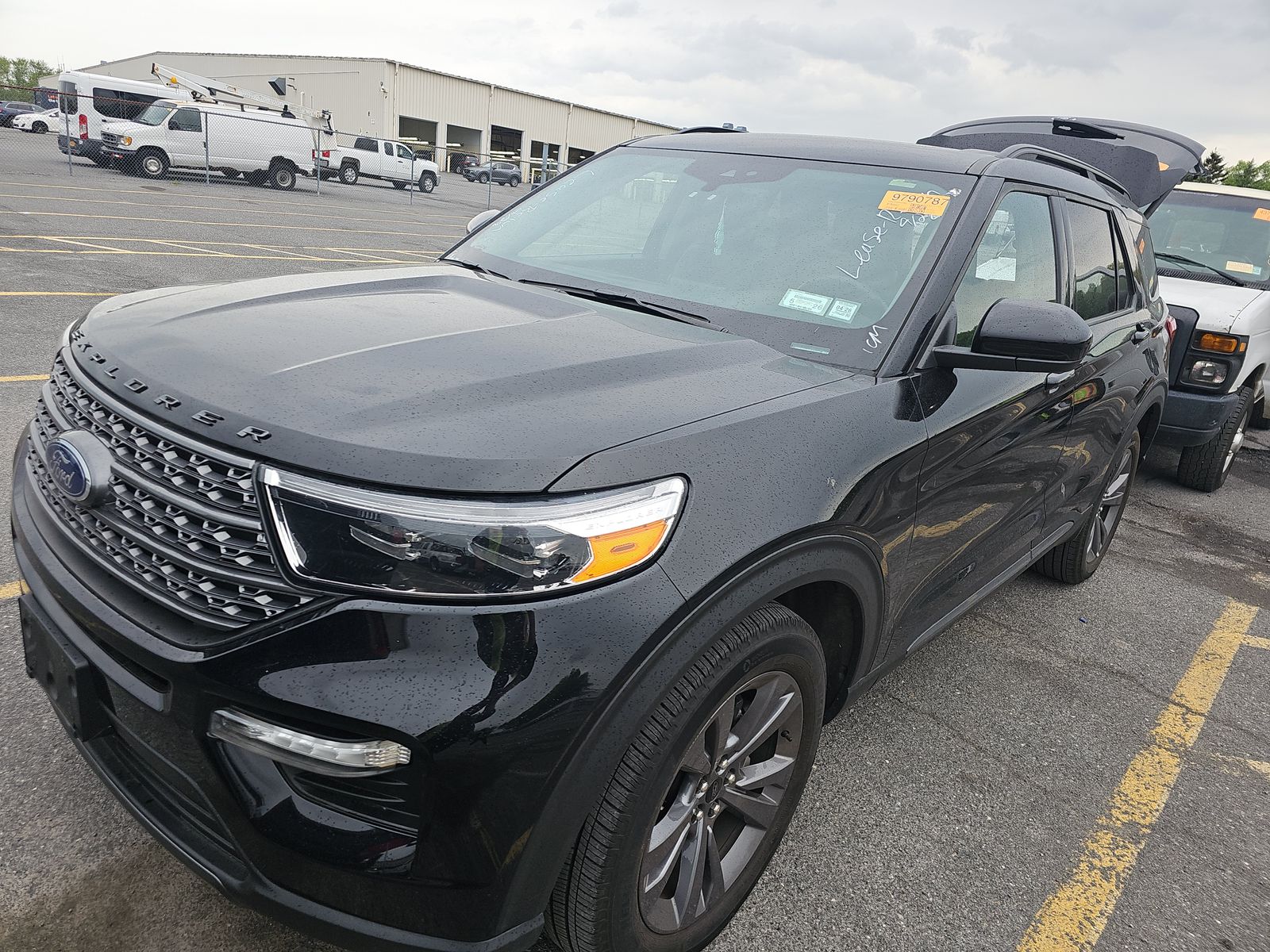 FORD EXPLORER - 1