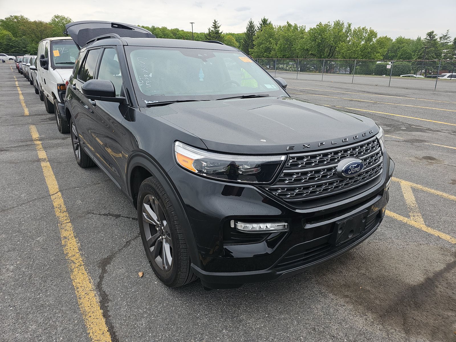 FORD EXPLORER - 4