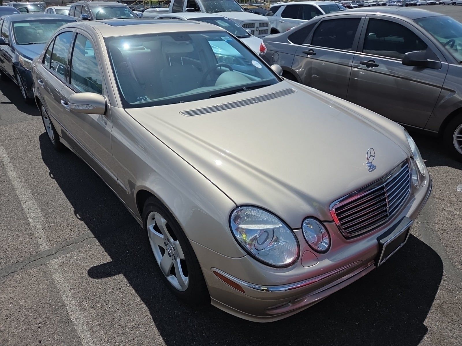 MERCEDES-BENZ E-CLASS - 7