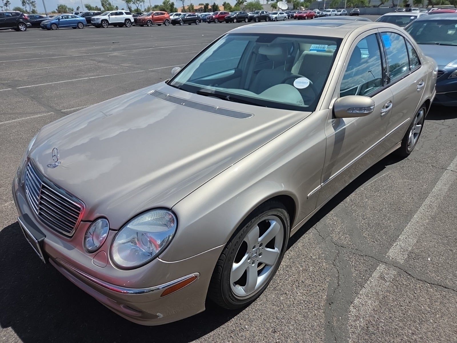 MERCEDES-BENZ E-CLASS - 1
