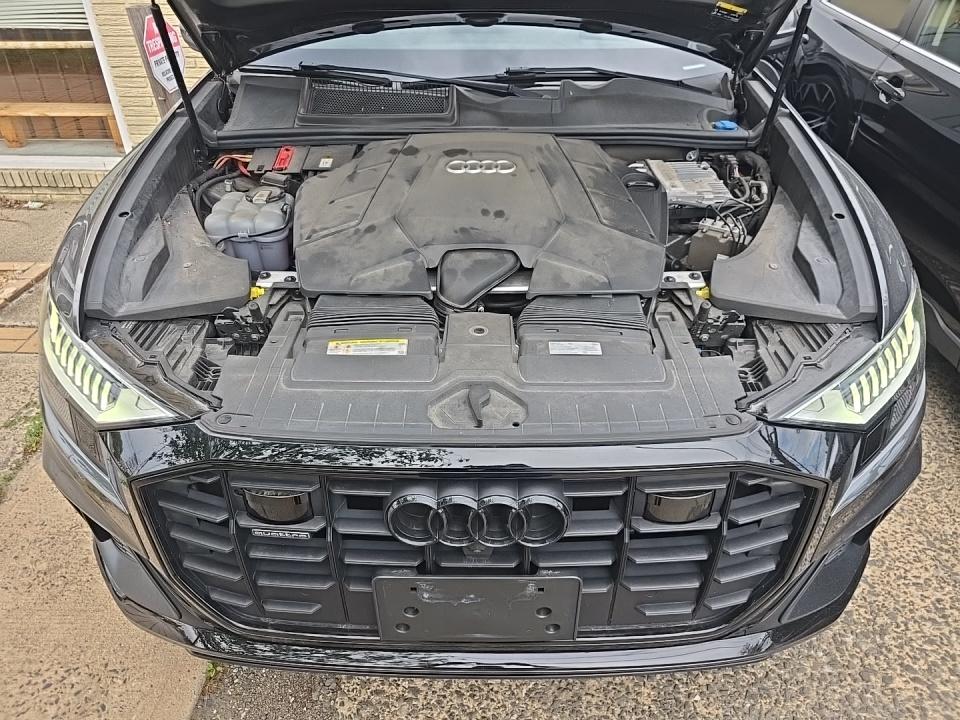 2019 Audi Q8 Prestige AWD