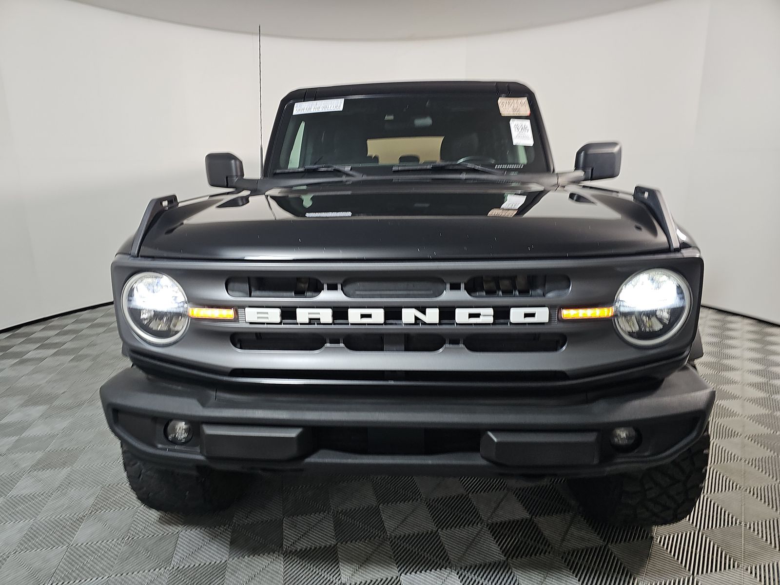 FORD BRONCO - 3