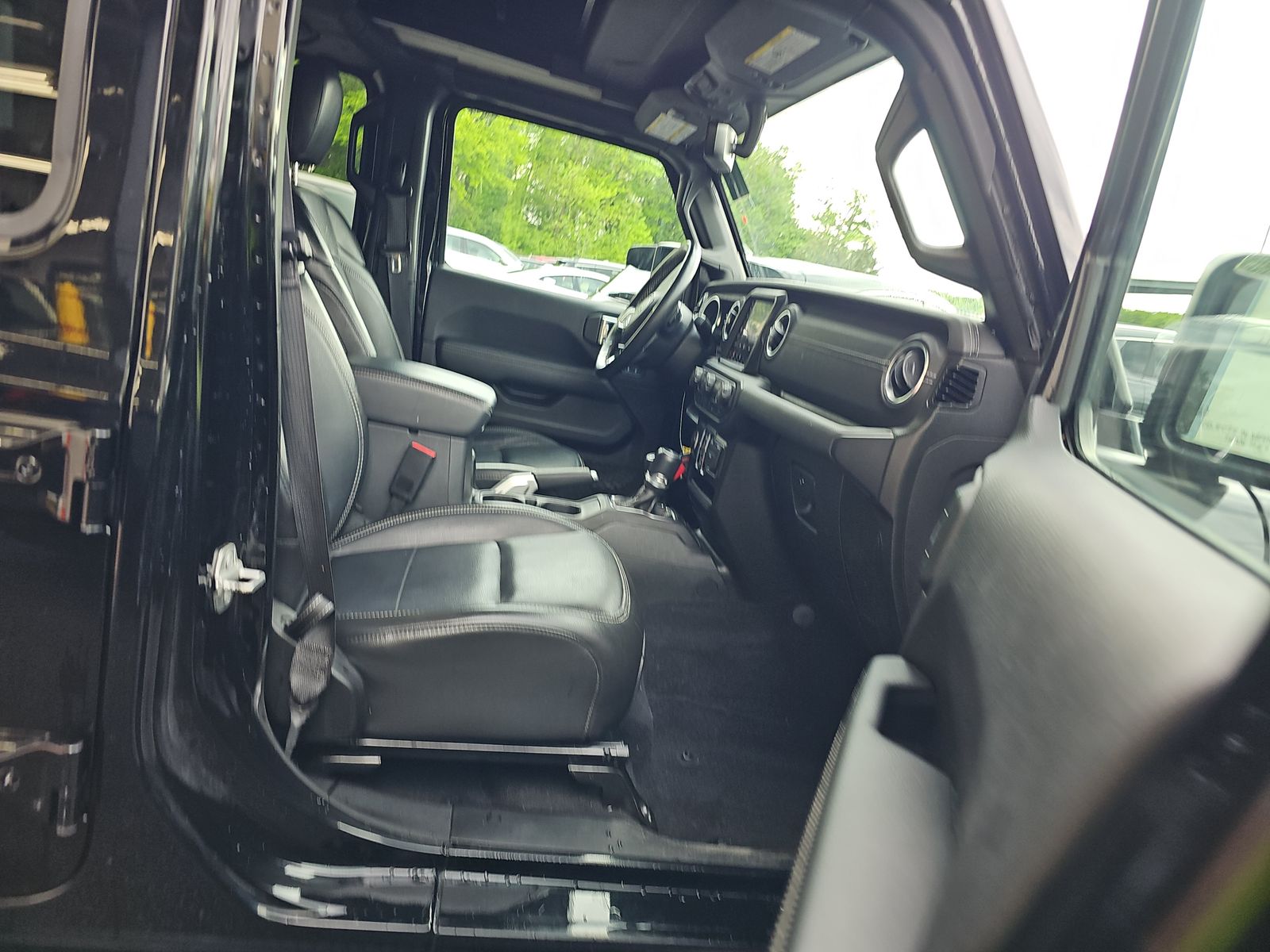 2022 Jeep Wrangler Unlimited Sahara AWD