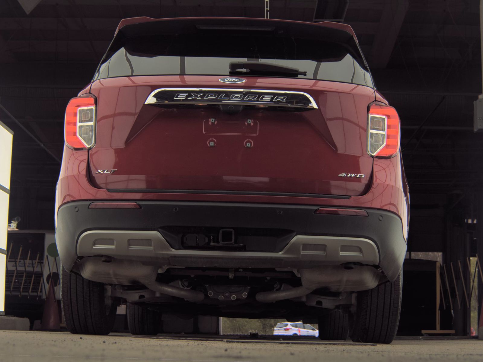 FORD EXPLORER - 8