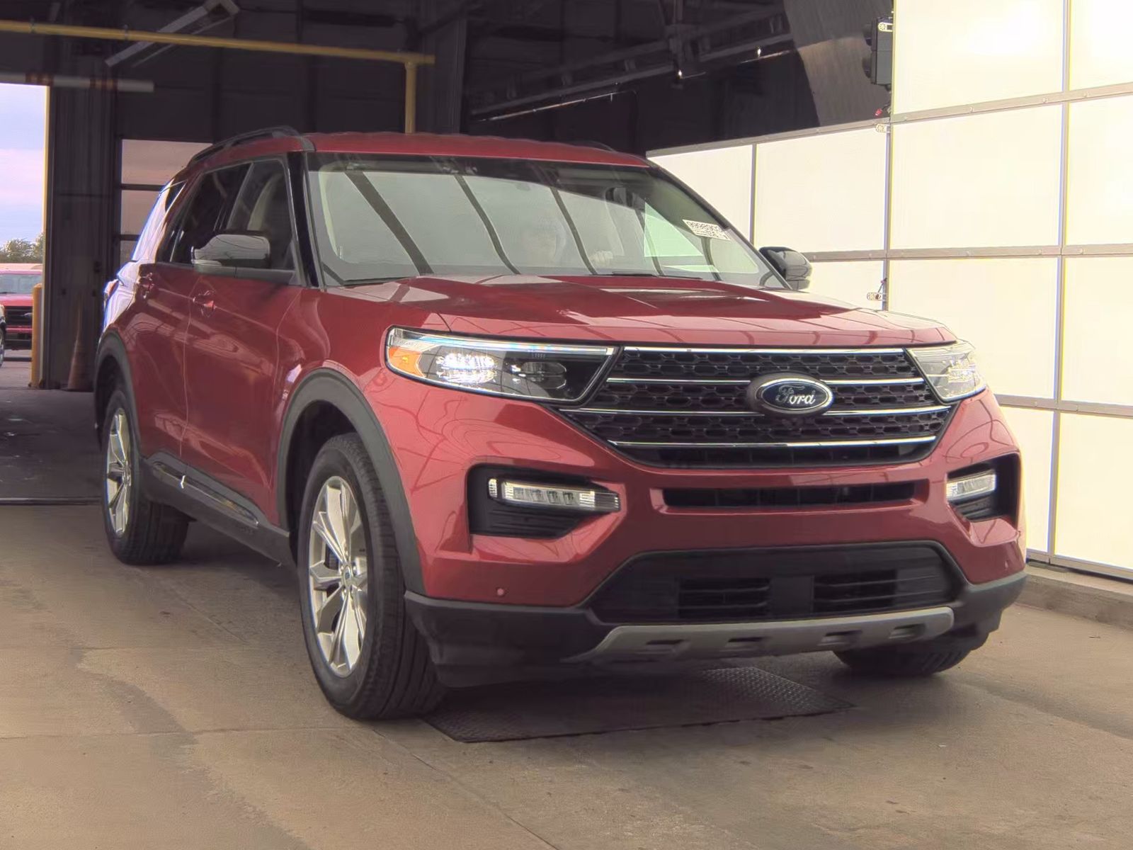 FORD EXPLORER - 5