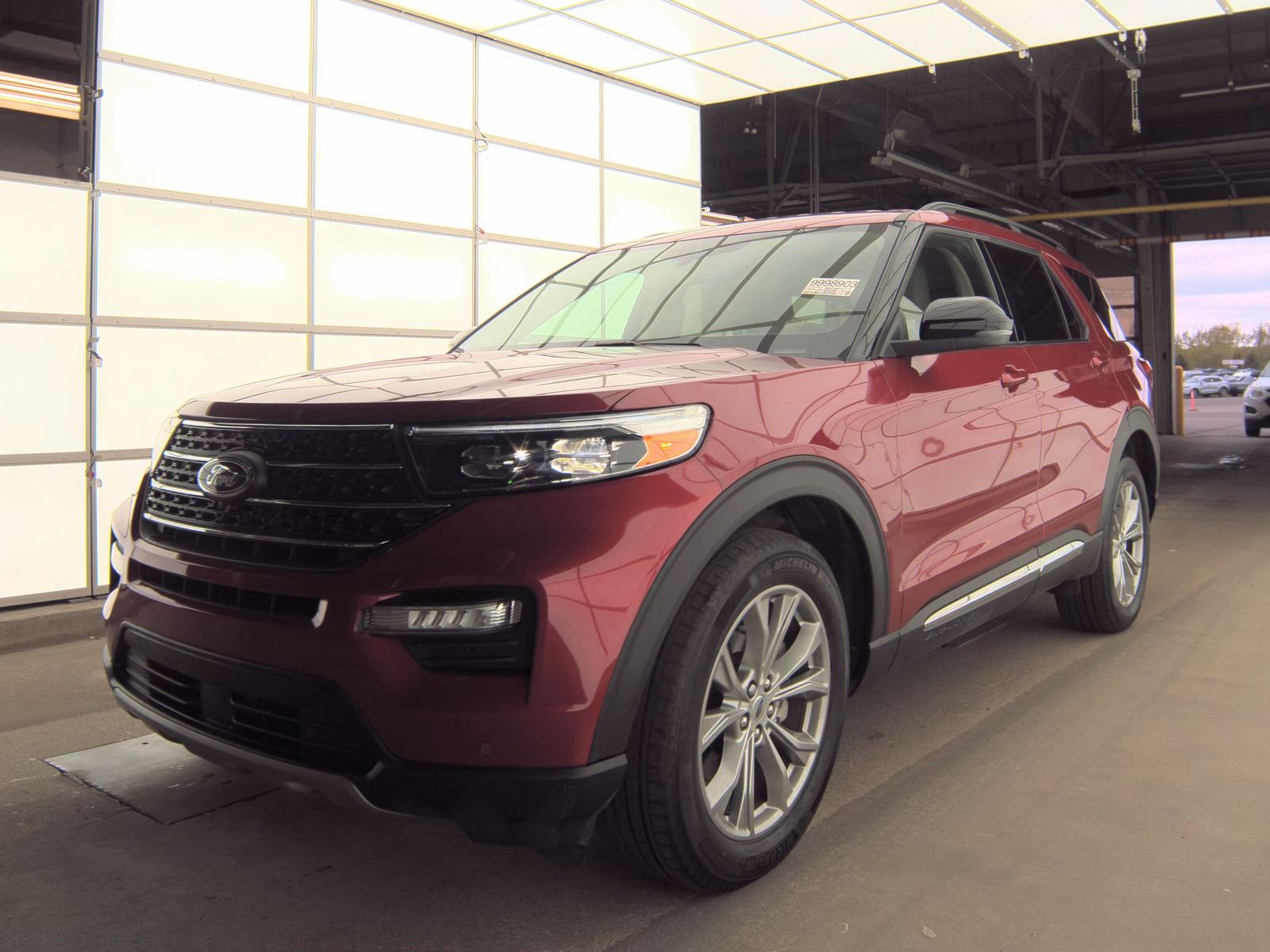 FORD EXPLORER - 1