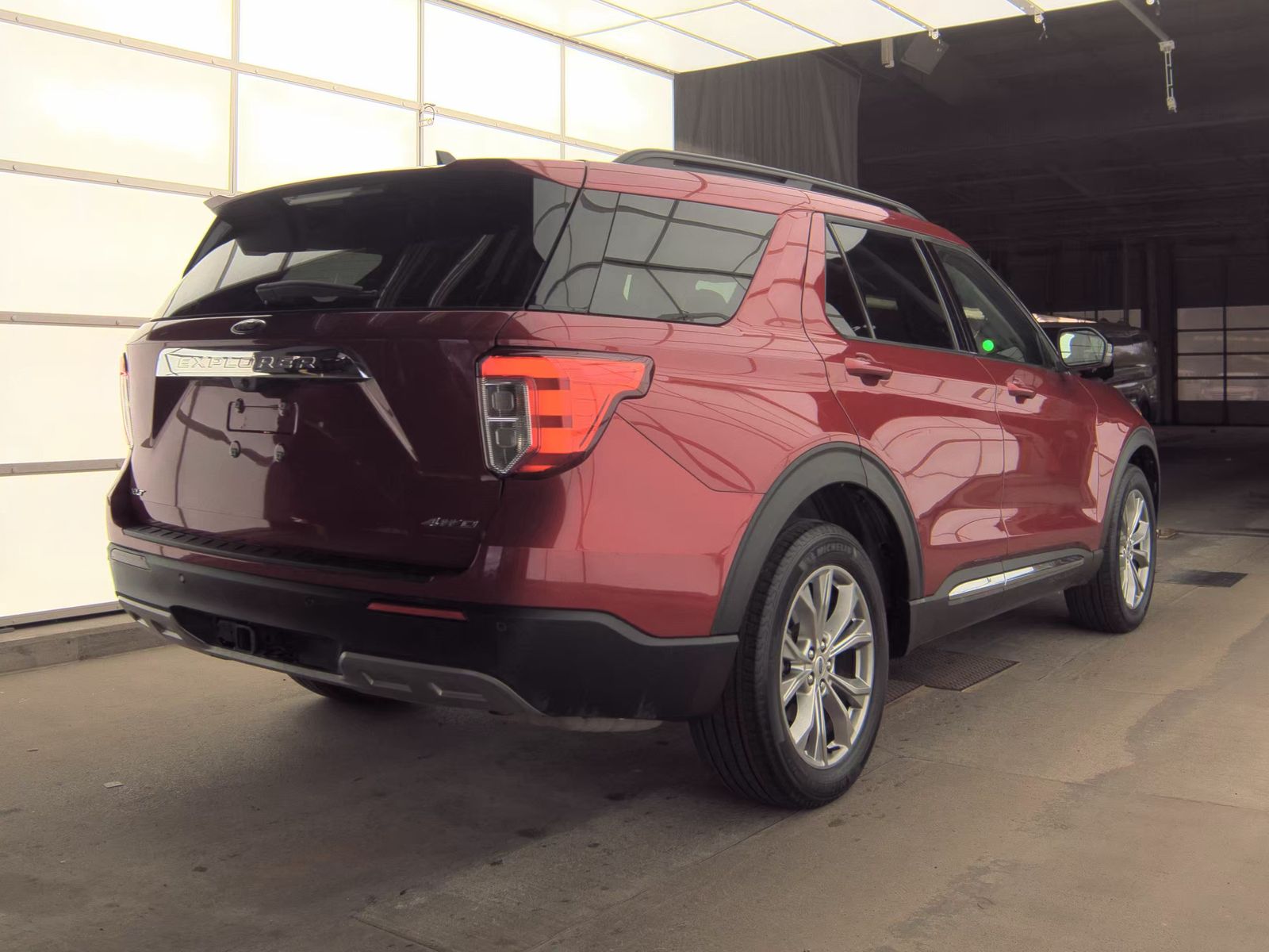 FORD EXPLORER - 6