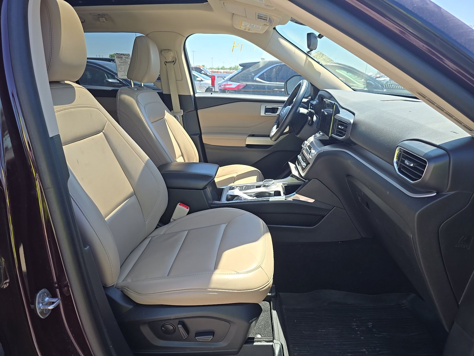 FORD EXPLORER - 9