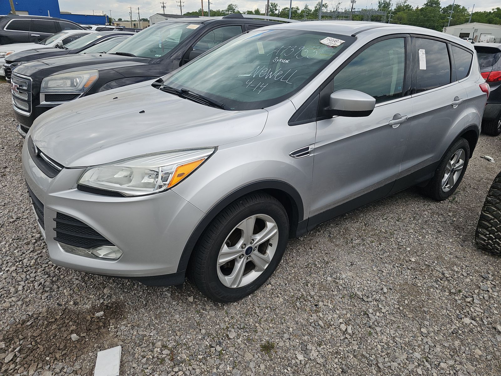 FORD ESCAPE - 1