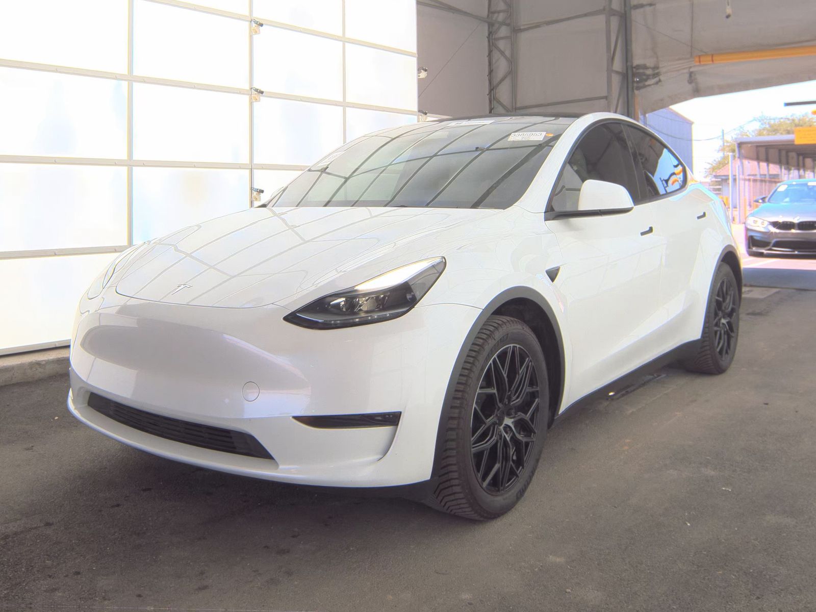 TESLA MODEL Y - 1