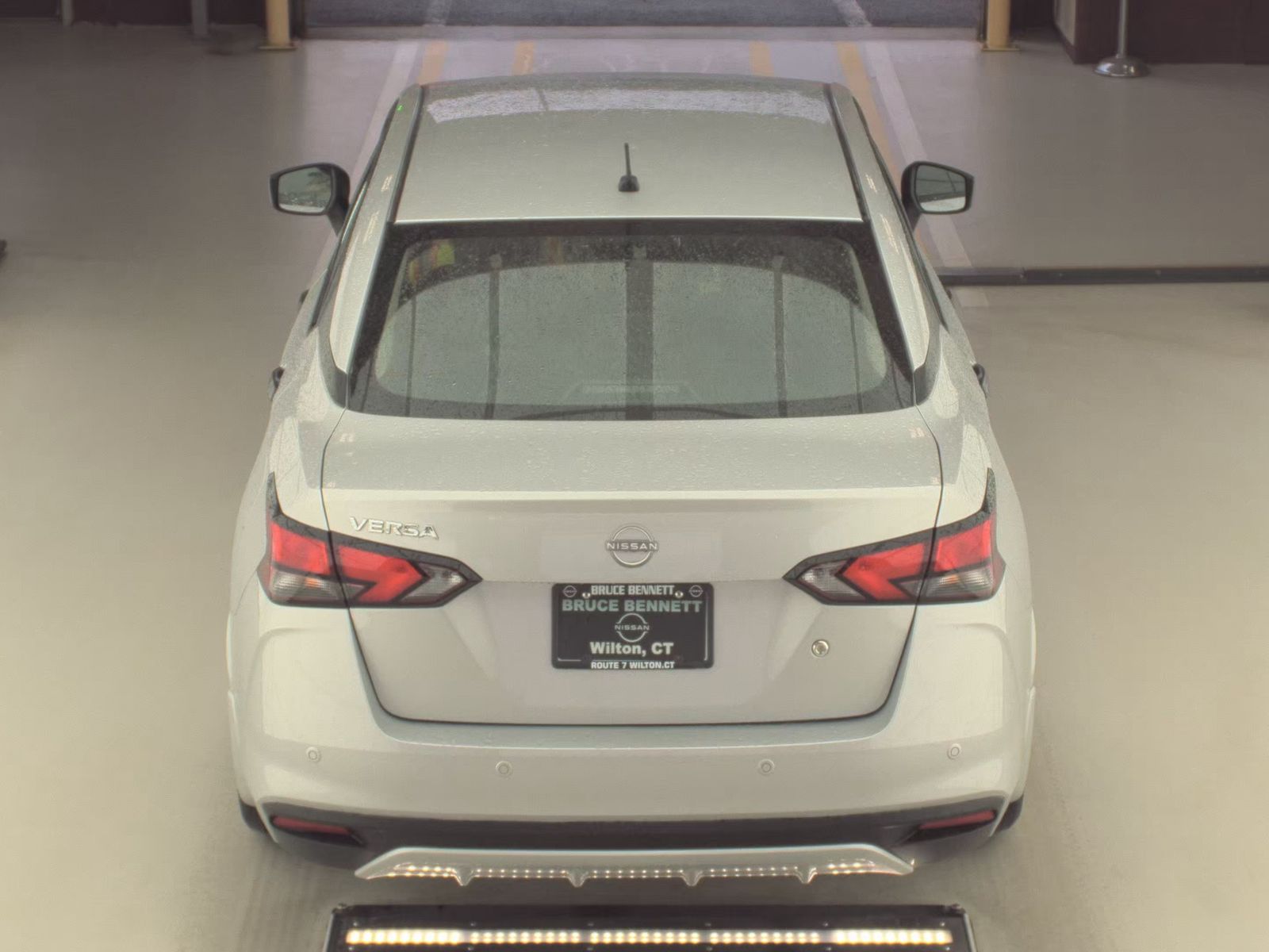 NISSAN VERSA - 7