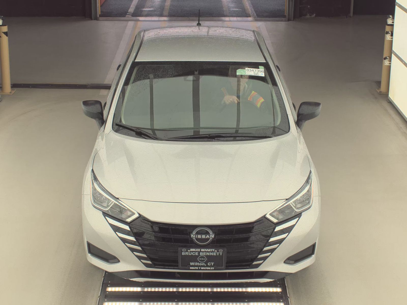 NISSAN VERSA - 3