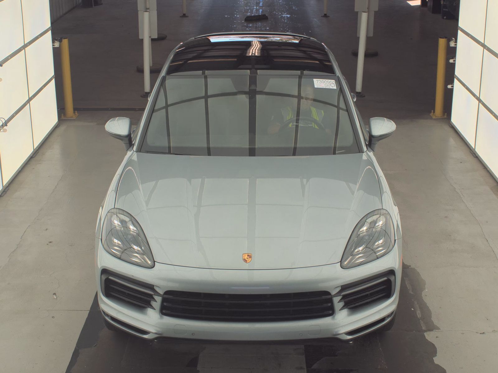 PORSCHE CAYENNE - 3