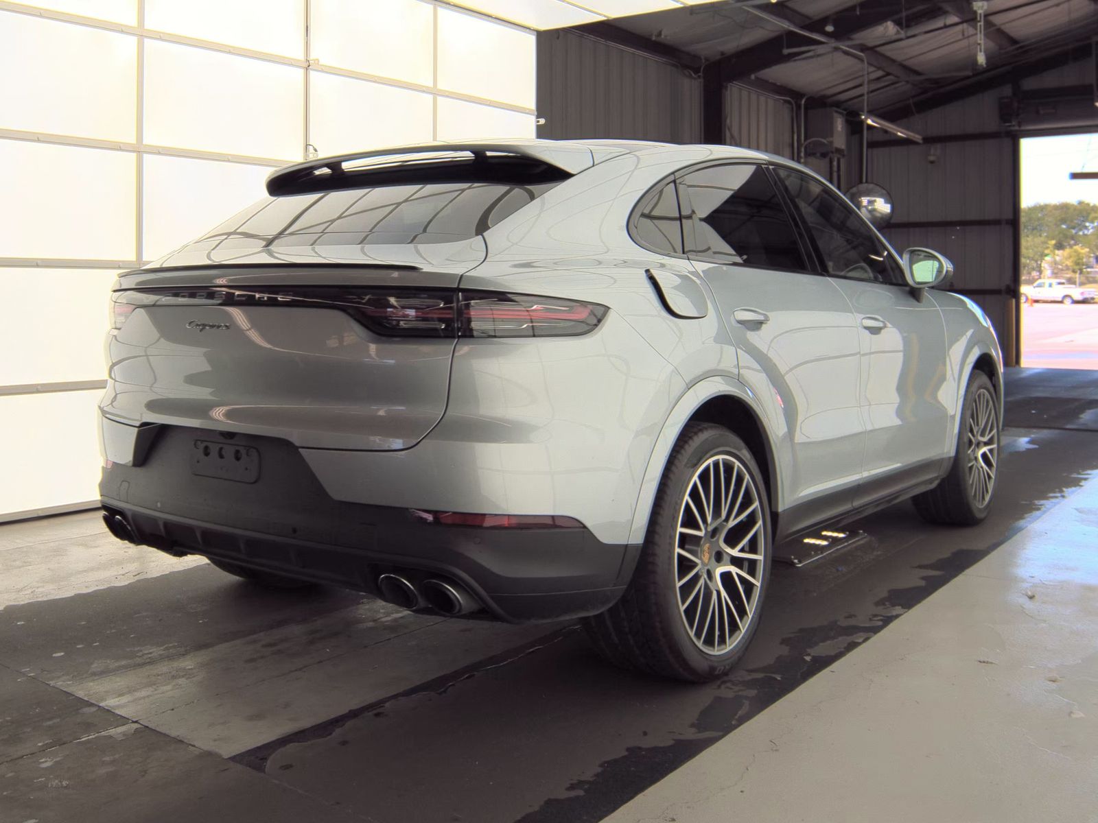 PORSCHE CAYENNE - 6