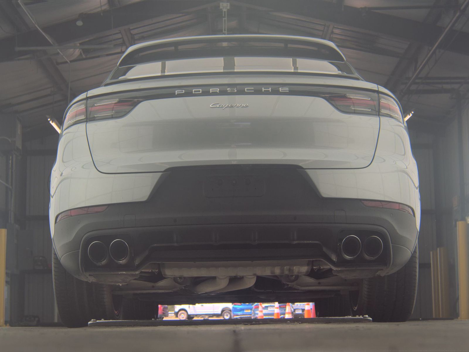 PORSCHE CAYENNE - 8