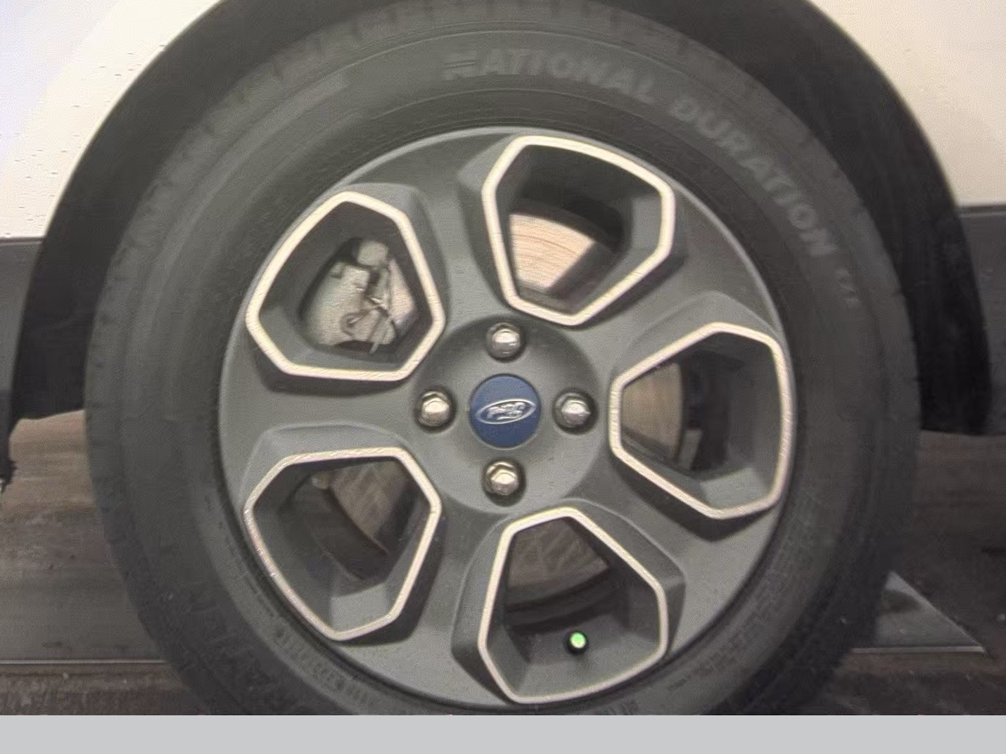 FORD ECOSPORT - 10