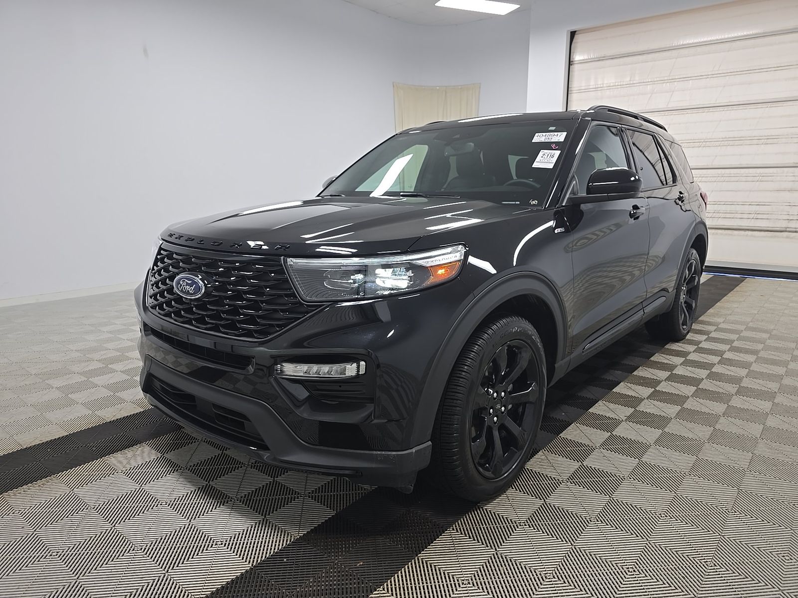 FORD EXPLORER - 1