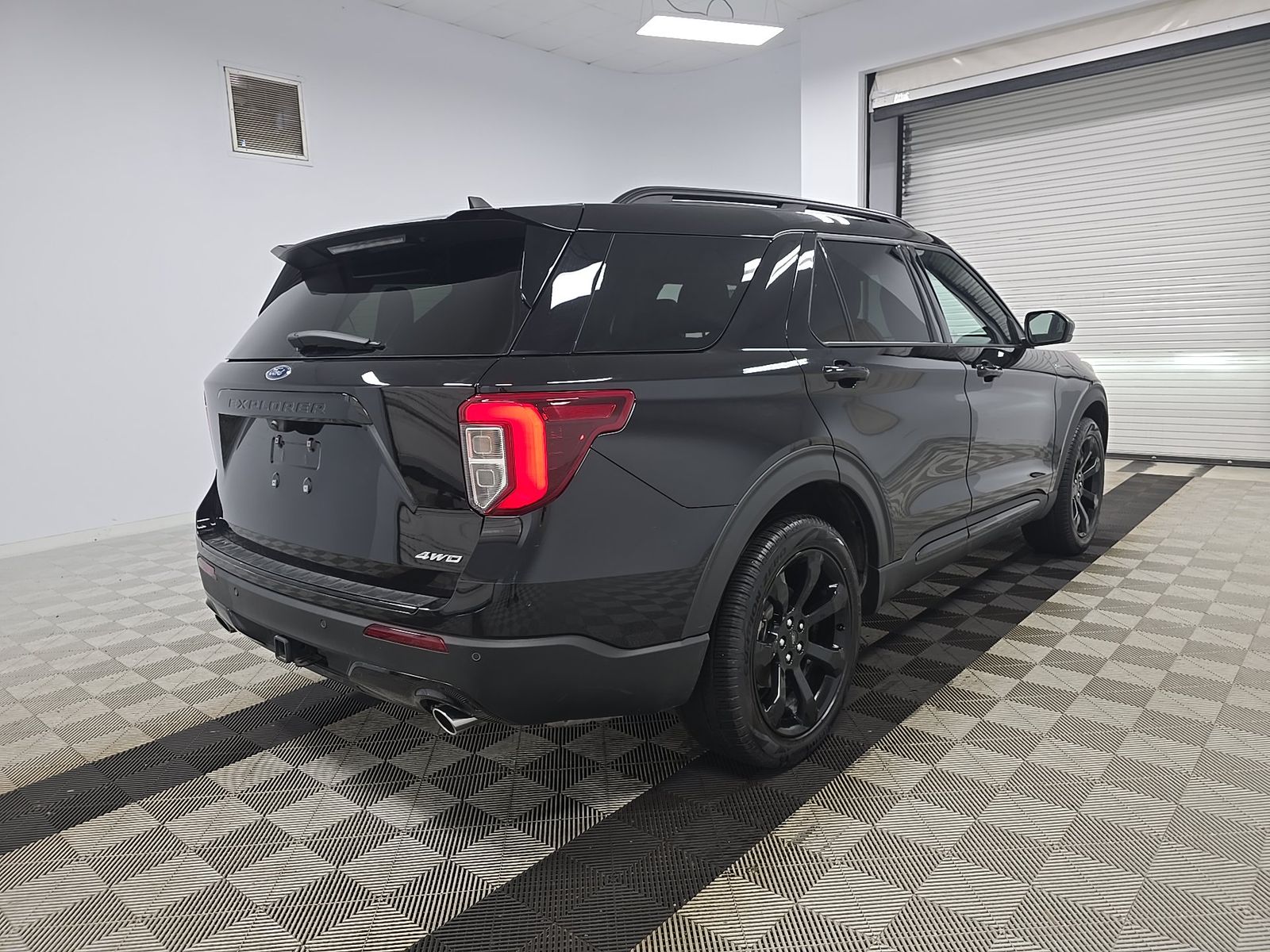 FORD EXPLORER - 5