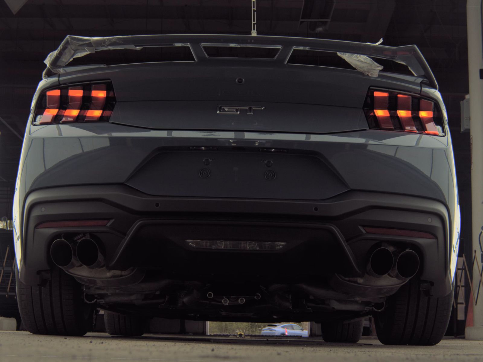 FORD MUSTANG - 8