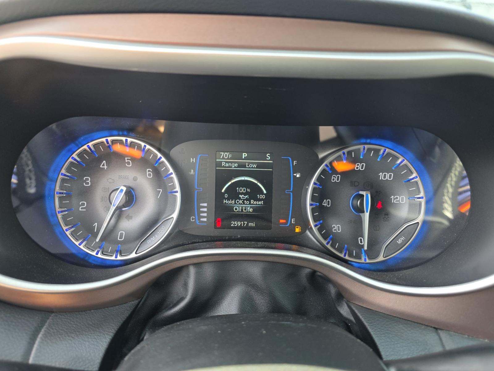 CHRYSLER VOYAGER - 7