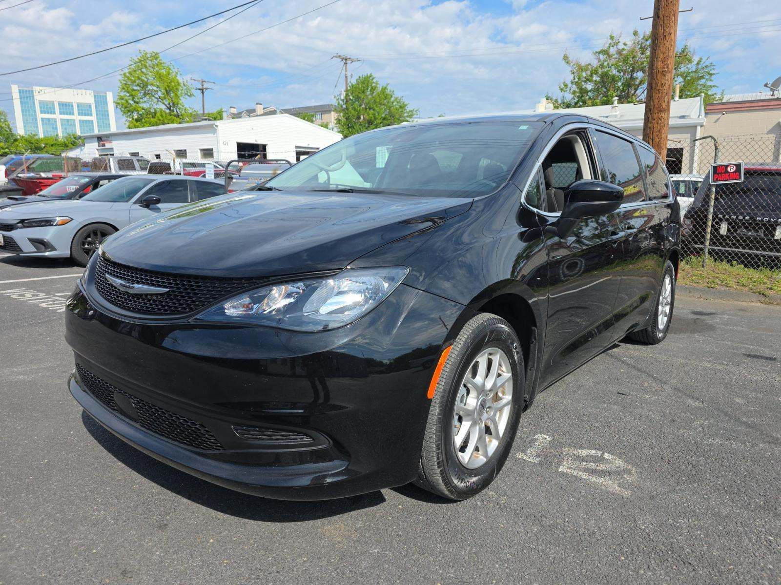 CHRYSLER VOYAGER - 1