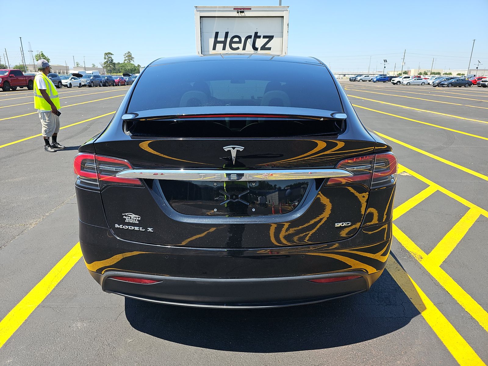 TESLA MODEL X - 6