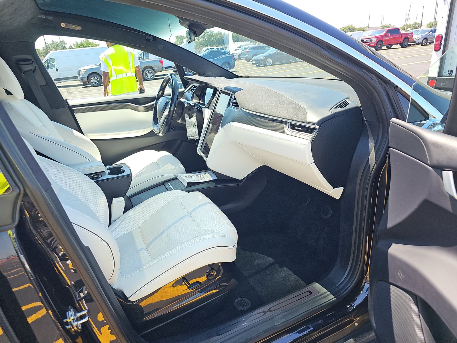 TESLA MODEL X - 9