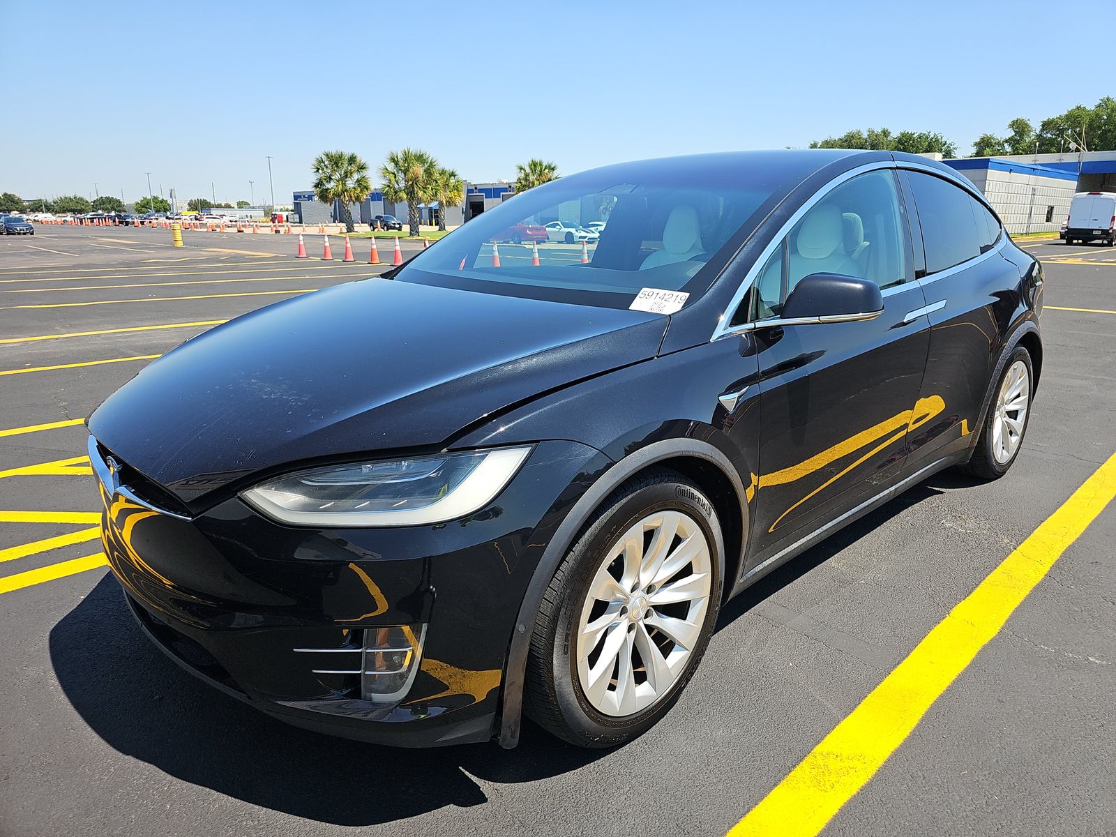 TESLA MODEL X - 1