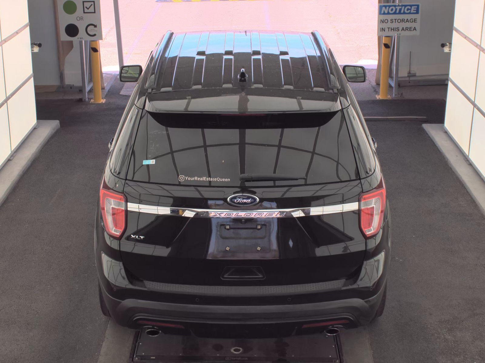 FORD EXPLORER - 7
