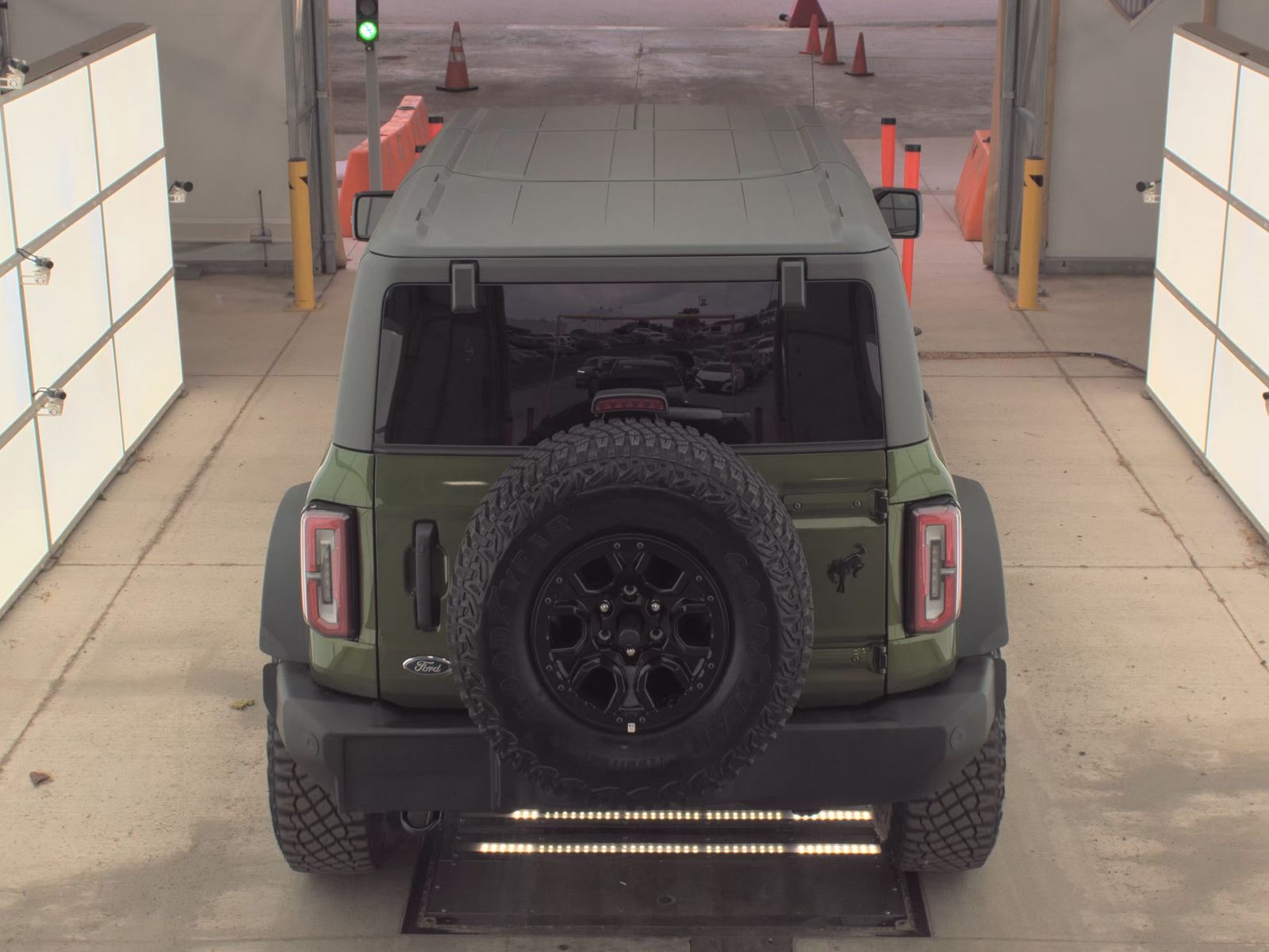 FORD BRONCO - 7