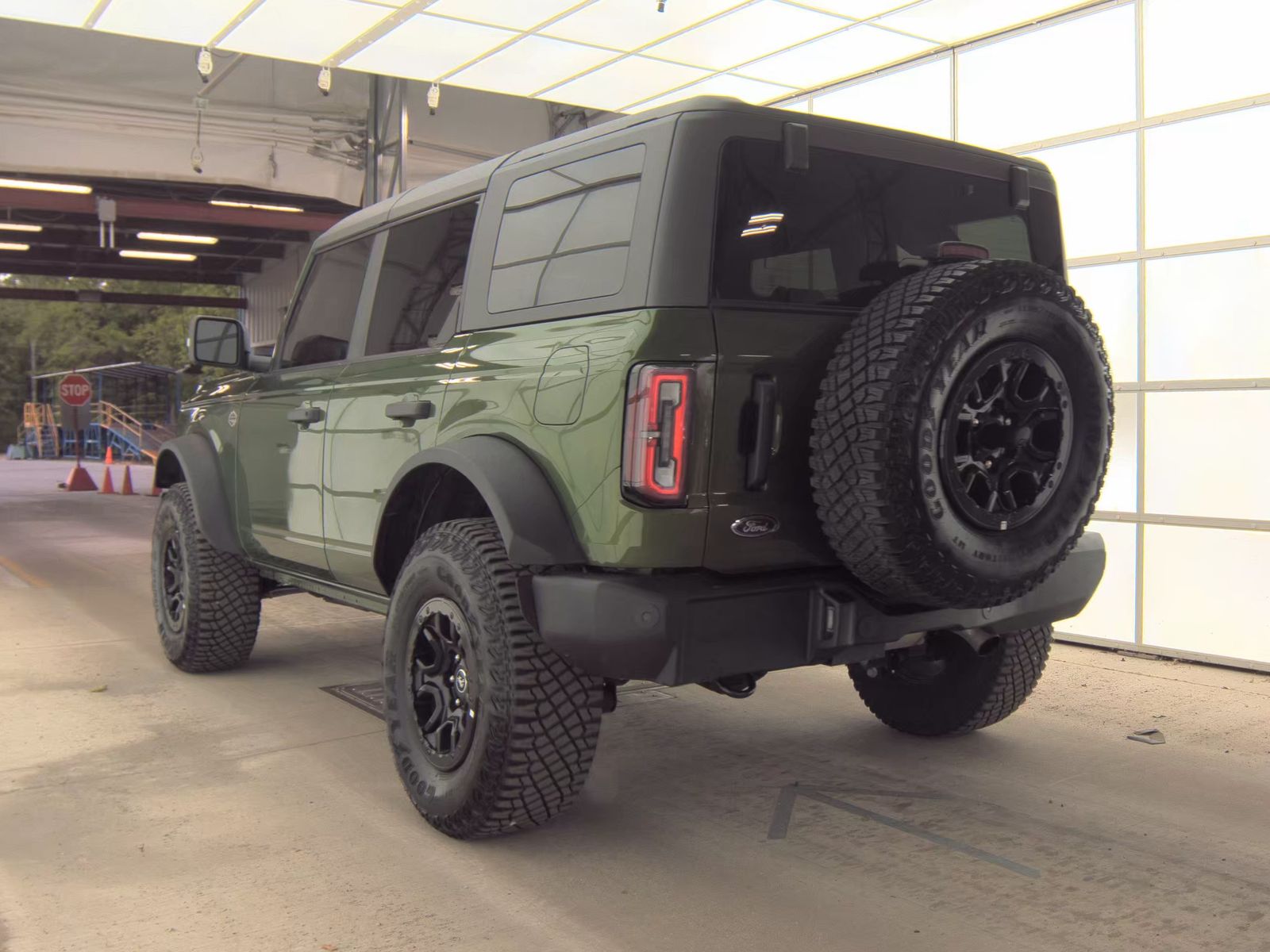 FORD BRONCO - 9