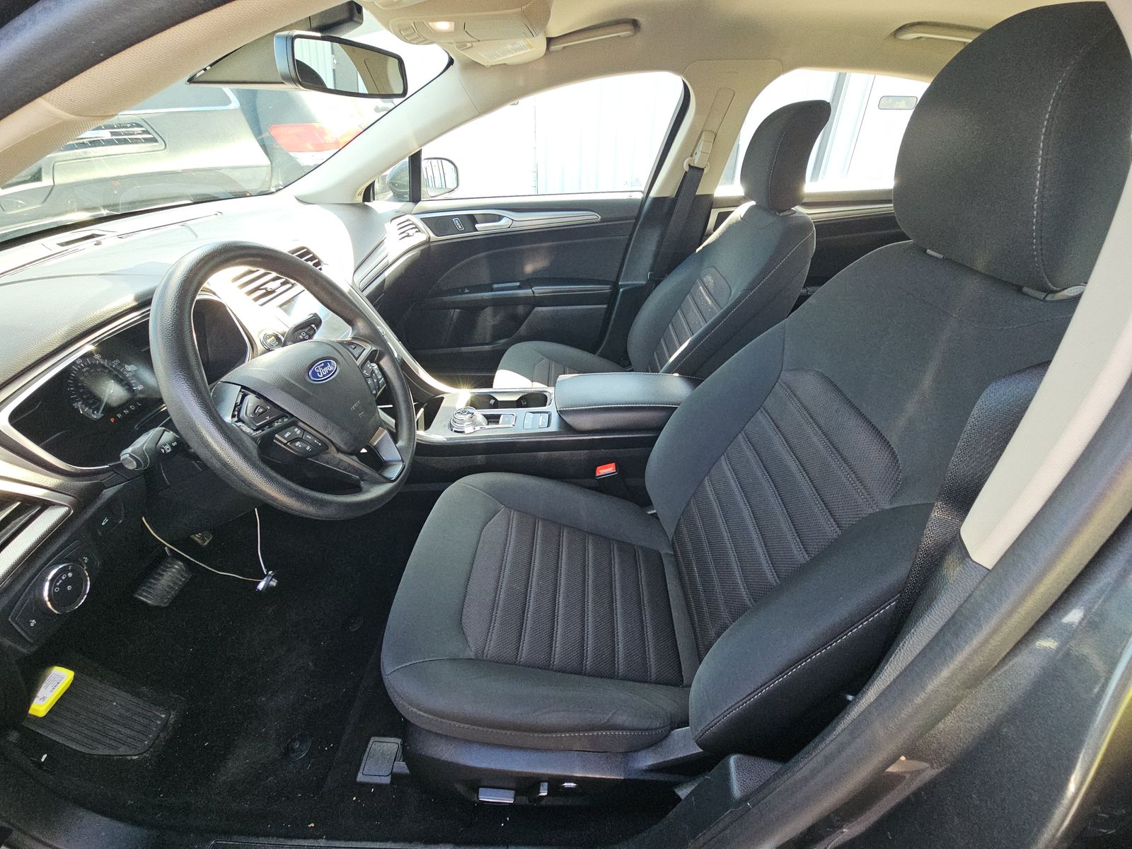 FORD FUSION - 8