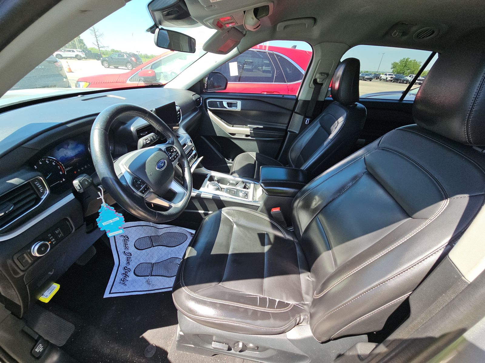 FORD EXPLORER - 8