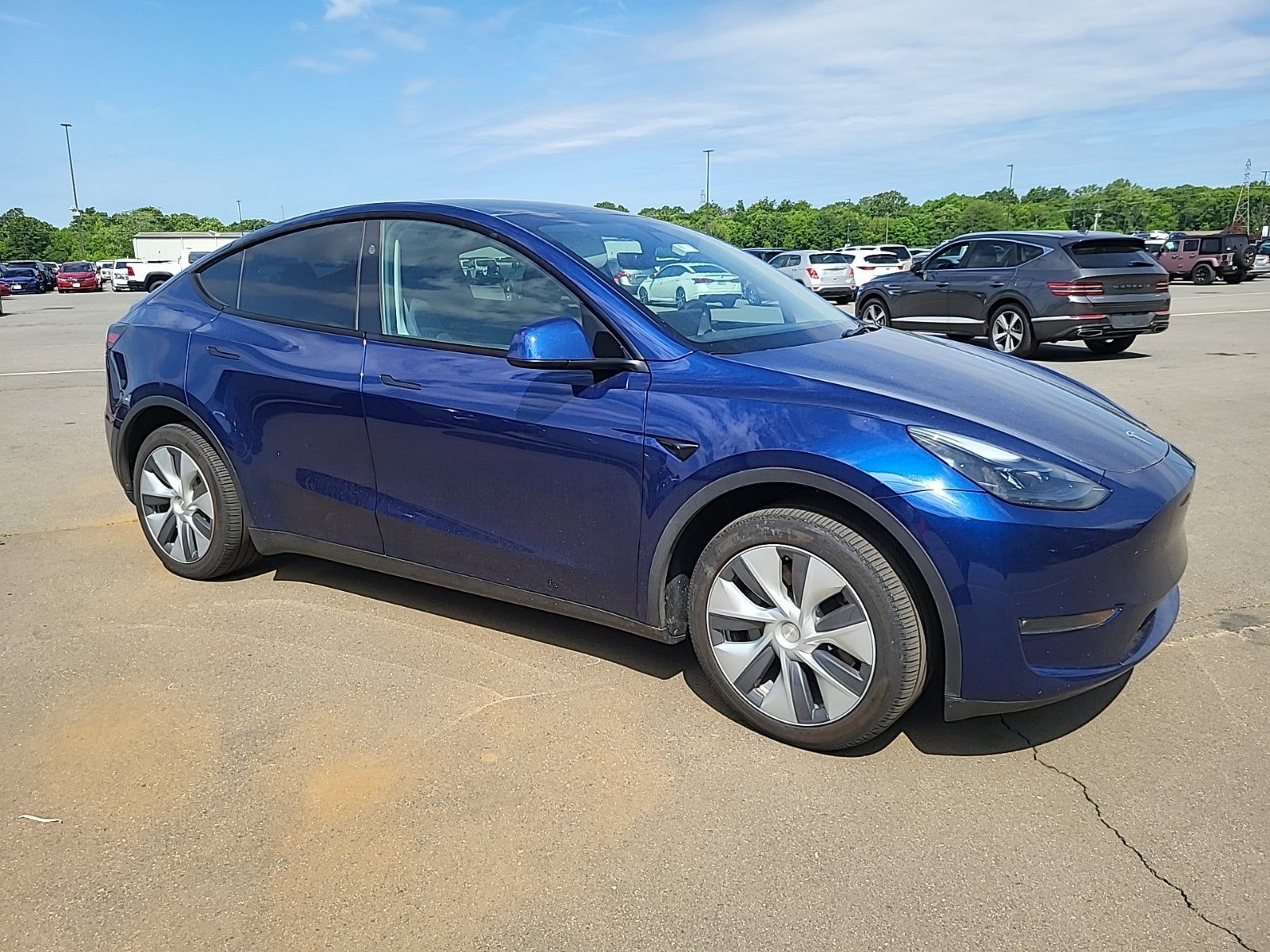 TESLA MODEL Y - 7